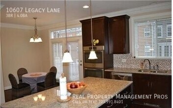 10607 Legacy Ln in Fairfax, VA - Building Photo - Building Photo