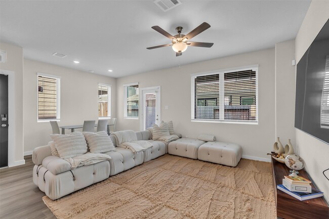 property at 3109 Boulder Rnch Dr