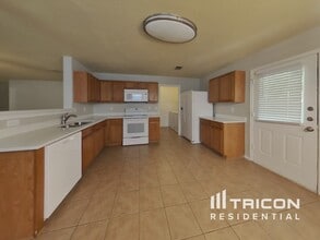1733 Sierra Meadow Ln in Justin, TX - Building Photo - Building Photo