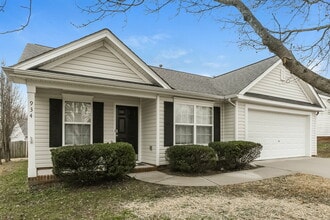 934 Back Bay Ct NE in Kannapolis, NC - Building Photo - Building Photo