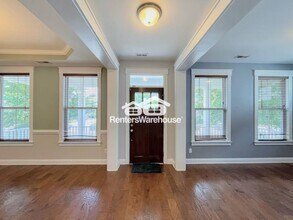3304 Patrick Henry Dr in Chesapeake, VA - Building Photo - Building Photo