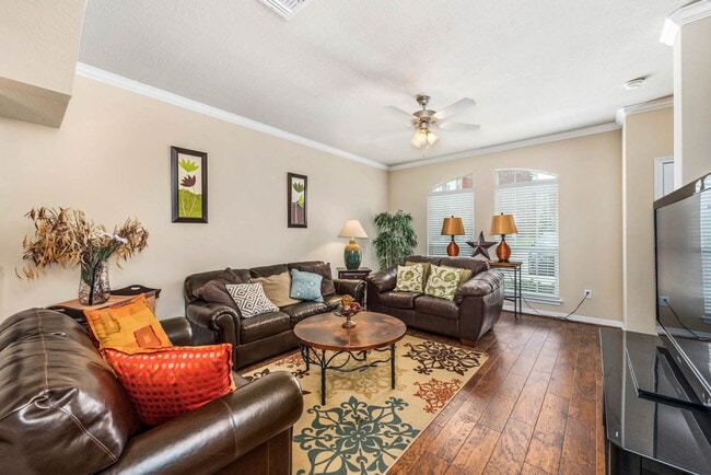 August Pre-lease Available!! Gorgeous 2 Bed, 2 Bath in Beautiful Lakeridge! in College Station, TX - Foto de edificio - Building Photo