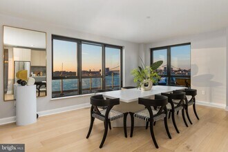 1325 N Beach St, Unit 725 in Philadelphia, PA - Building Photo - Building Photo
