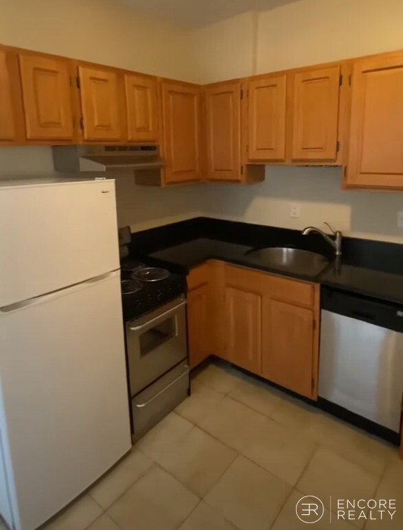 property at 381 Dorchester St