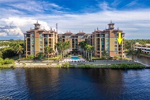 2825 Palm Beach Blvd in Ft. Myers, FL - Building Photo