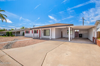 7453 E Almeria Rd in Scottsdale, AZ - Foto de edificio - Building Photo