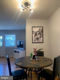 6901-29 Valley Ave photo'