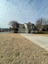 1340 Holleybrooke Dr in Alpharetta, GA - Foto de edificio - Building Photo