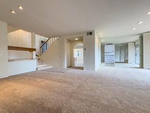 2274 Caminito Castillo in San Diego, CA - Building Photo - Building Photo