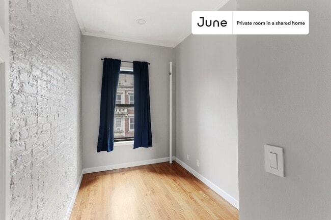 Private bedroom in 4 bed/1 bath Home in New York, NY - Building Photo - Building Photo