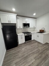 1772 Sherman Pl, Unit B in Long Beach, CA - Building Photo - Building Photo