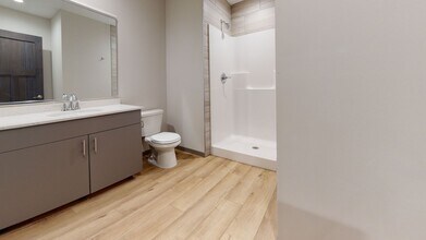 609 12th Ave SE in Minneapolis, MN - Building Photo - Building Photo