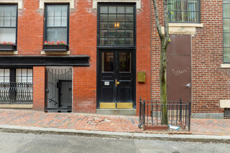 11 Irving St in Boston, MA - Foto de edificio - Building Photo