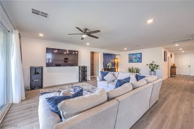 6093 Avery Pointe St in Las Vegas, NV - Building Photo - Building Photo