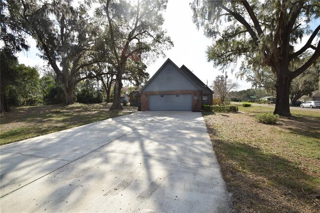 3405 N Royal Ct in Lakeland, FL - Building Photo - Building Photo