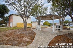5515 Champions Hill Dr in San Antonio, TX - Building Photo - Building Photo
