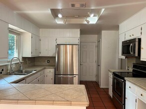 2403 Dijon Dr in Cedar Park, TX - Building Photo - Building Photo