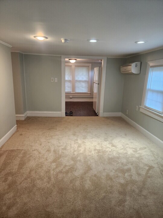 200 N Fourth St, Unit Lamb's Right Living llc. in Hampton, VA - Building Photo