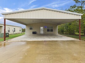 5822 Leonard Rd in Bryan, TX - Building Photo