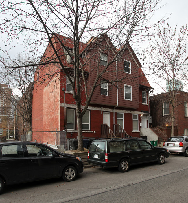 30-36 Bleecker St in Toronto, ON - Building Photo - Building Photo