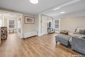 3 Main St in Essex, CT - Building Photo - Building Photo