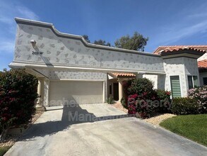 269 Vista Royale Cir W in Palm Desert, CA - Building Photo - Building Photo