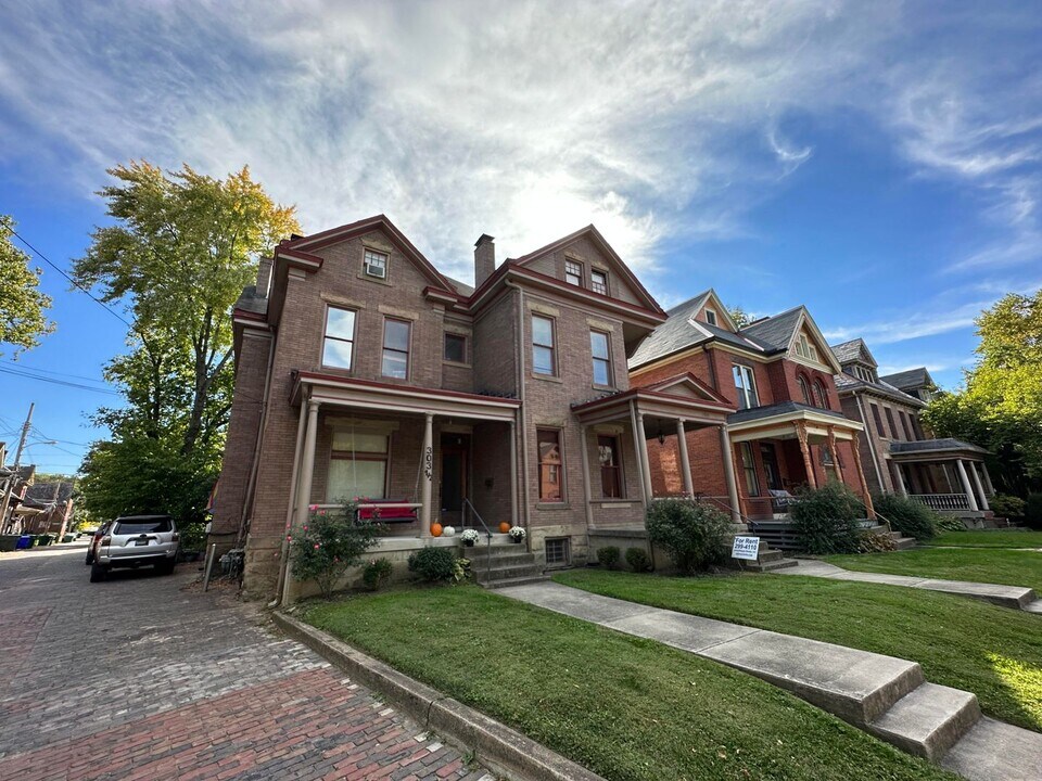 303 Wilber Ave in Columbus, OH - Building Photo
