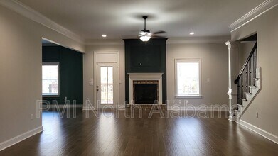 130 Creekmound Dr in Huntsville, AL - Building Photo - Building Photo