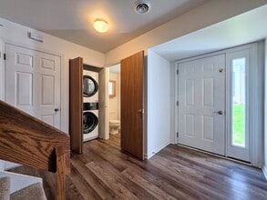 391 E Jackson St in New Holland, PA - Building Photo - Building Photo