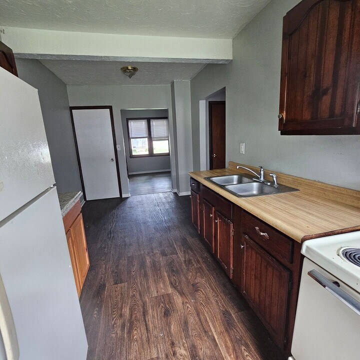 3000 Fletcher St in Anderson, IN - Building Photo