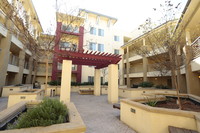 Gateway Apartments in San Diego, CA - Building Photo - Building Photo