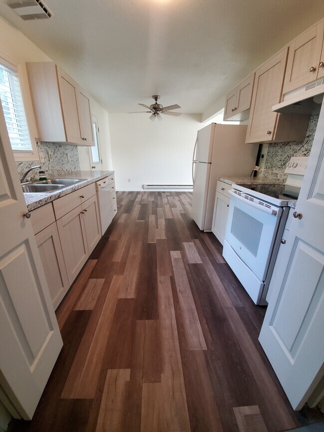 2028 W Broadway St Rentals in Idaho Falls, ID