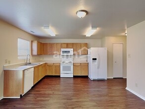 3347 Hemlock St in Whiteland, IN - Building Photo - Building Photo