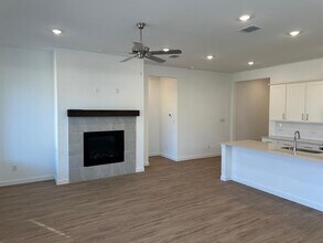 148 Breeds Hl Rd in Little Elm, TX - Building Photo - Building Photo