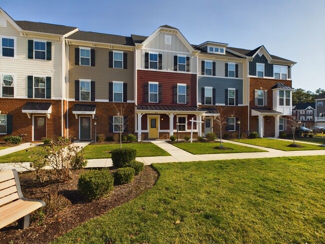 537 Crofton Village Terrace in Midlothian, VA - Building Photo - Building Photo