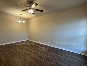 922 SW 92nd St in Oklahoma City, OK - Foto de edificio - Building Photo