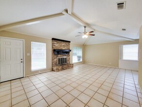 29403 Raestone St in Spring, TX - Foto de edificio - Building Photo