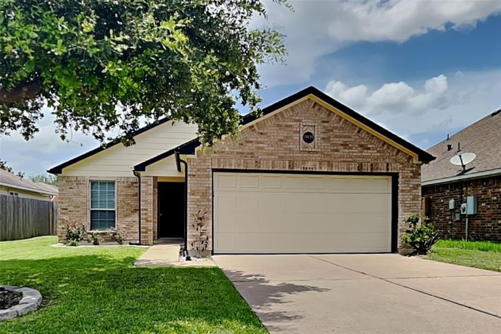 10835 Barker View Dr in Cypress, TX - Building Photo