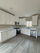 7398 N Maple Ave in Fontana, CA - Building Photo - Building Photo