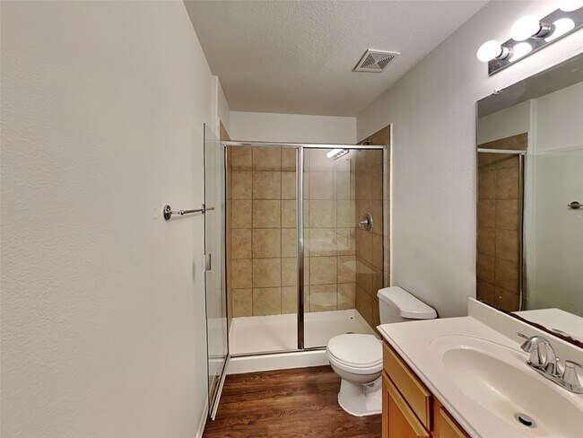 3427 Apache Meadows Drive in Baytown, TX - Building Photo - Building Photo