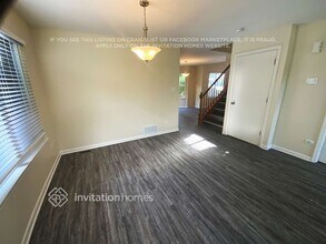 6801 Desert Dr in Plainfield, IL - Foto de edificio - Building Photo