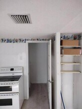 18 N Melbourne St in Beverly Hills, FL - Building Photo - Building Photo