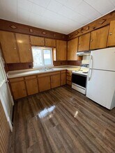 242 W Summit St in Alliance, OH - Building Photo - Building Photo