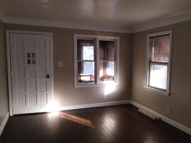 216 Goodell St in River Rouge, MI - Building Photo - Building Photo