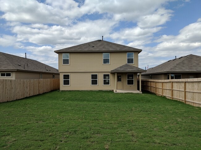 13029 Cadenza Crk in San Antonio, TX - Foto de edificio - Building Photo