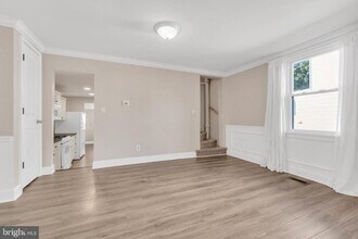 19 Pleasant St in Vincentown, NJ - Building Photo - Building Photo