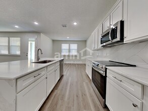 11590 Bay Hl Cir in Jacksonville, FL - Building Photo - Building Photo