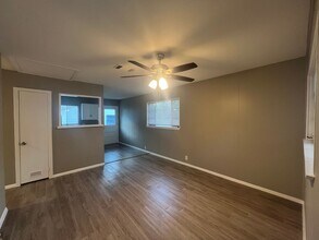 1306 Bennett Dr in Arlington, TX - Building Photo - Building Photo