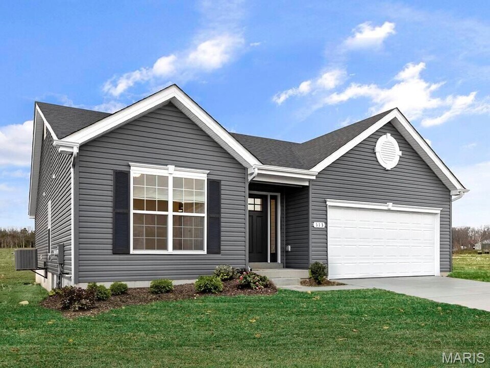 442 Sweetgrass Dr in Wentzville, MO - Building Photo