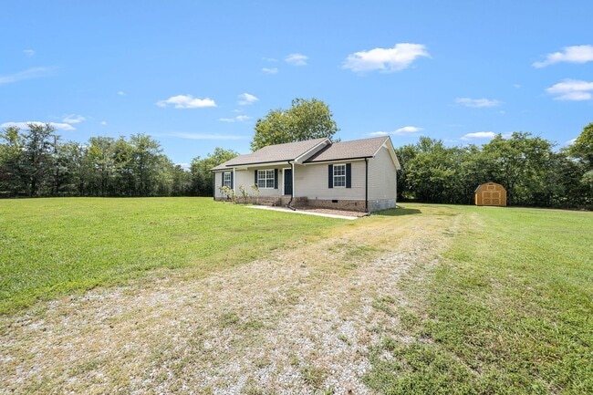 681 Elbethel Rd in Shelbyville, TN - Building Photo - Building Photo